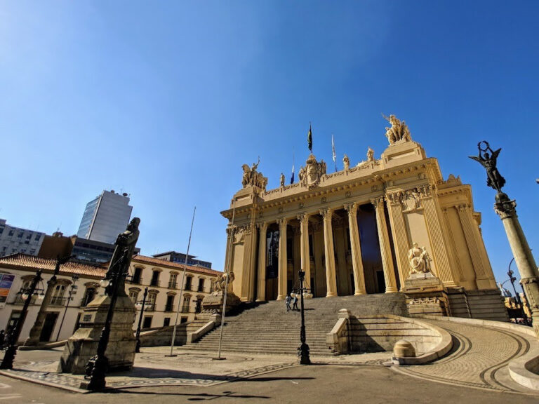 centenario-do-palacio-tiradentes-torna-a-visita-guiada-ainda-mais-historica