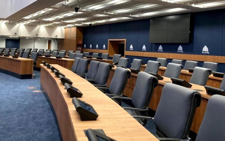 concurso-da-alerj-bate-recorde-de-inscritos-com-mais-de-87-mil-candidatos