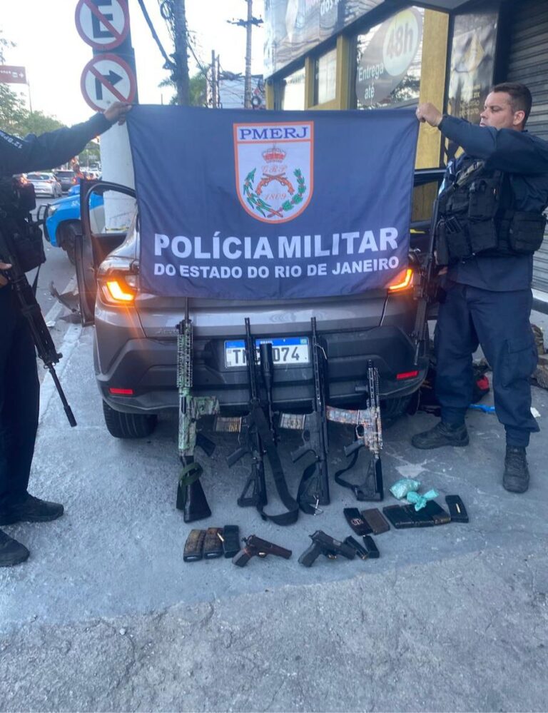 policia-militar-apreende-arsenal-e-prende-suspeitos-em-operacao-no-centro-de-niteroi