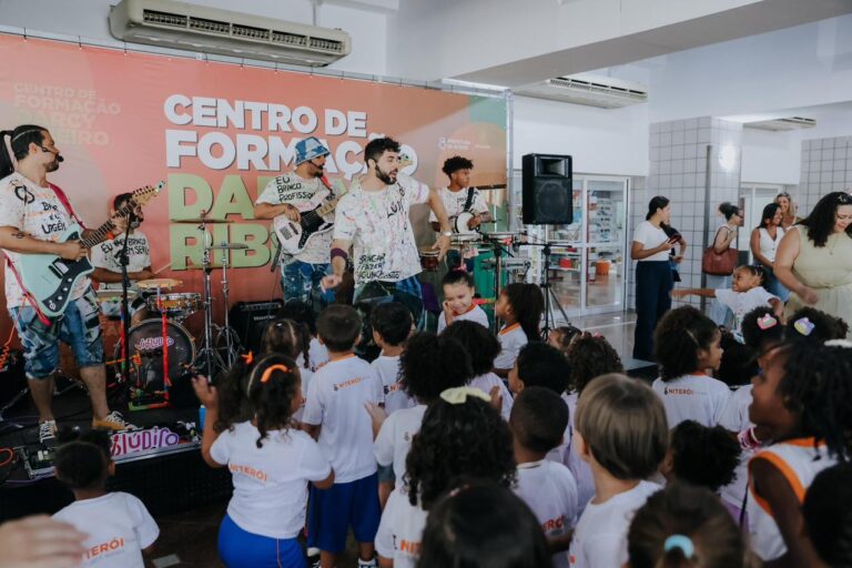 programa-to-de-ferias-na-escola-leva-brincadeiras-e-experiencias-educativas-a-alunos-da-rede-municipal