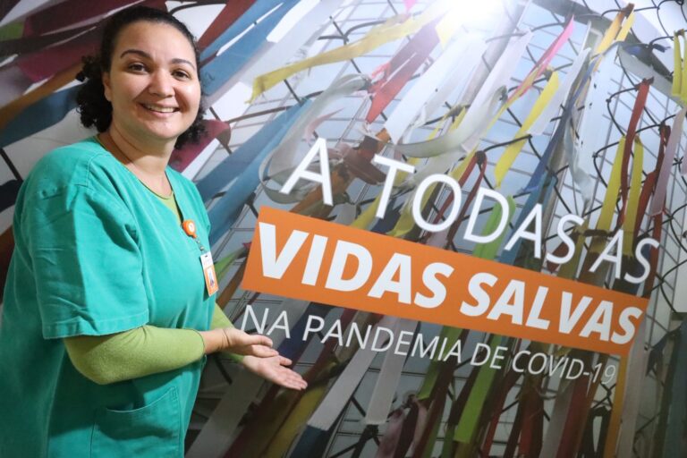 aplicacao-da-primeira-dose-da-vacina-contra-covid-19-em-niteroi-completa-cinco-anos