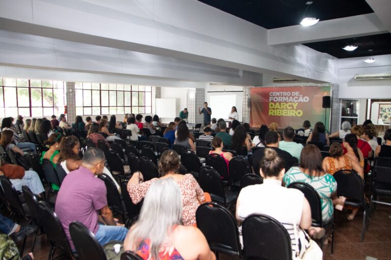Prefeitura de Niterói realiza ciclo de formações para docentes e pedagogos da rede municipal prefeitura-de-niteroi-realiza-ciclo-de-formacoes-para-docentes-e-pedagogos-da-rede-municipal