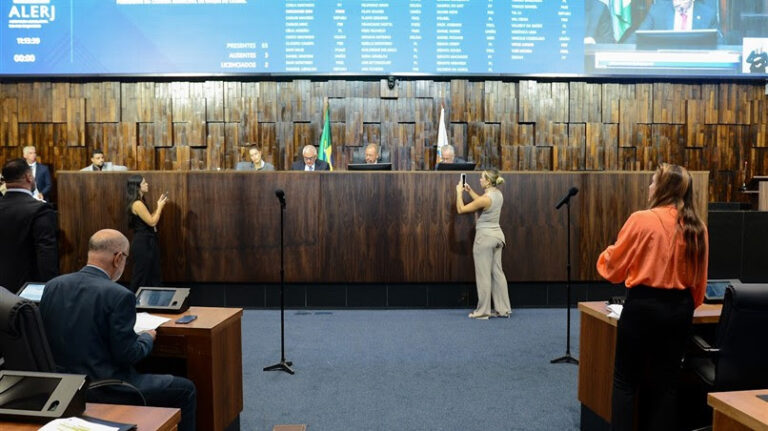 SELO ‘ESCOLA QUE VALORIZA A VIDA’ SERÁ INSTITUÍDO NO RIO selo-‘escola-que-valoriza-a-vida’-sera-instituido-no-rio