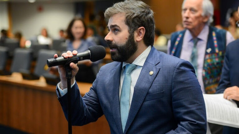 RIO PODERÁ TER BANCO DE PERFIS GENÉTICOS rio-podera-ter-banco-de-perfis-geneticos