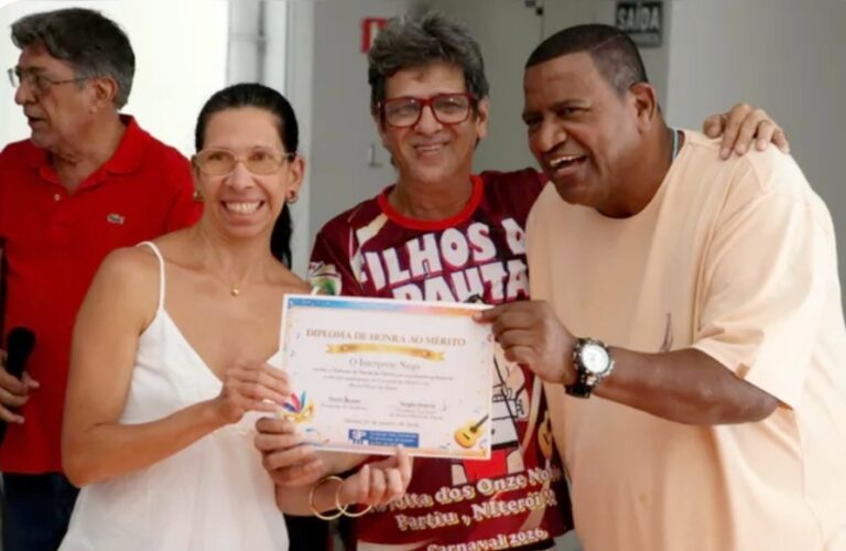 bloco-filhos-da-pauta-faz-40-anos-com-samba-em-sao-domingos