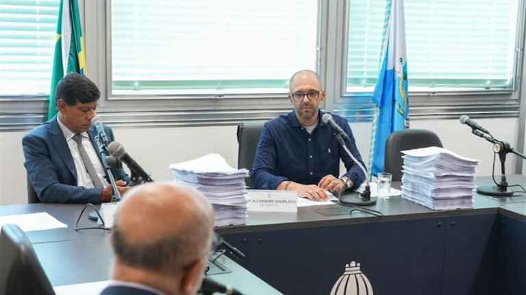 cpi-das-cameras:-relatorio-final-pede-indiciamento-de-representantes-de-empresas-e-propoe-regras-mais-rigidas-para-o-setor-de-monitoramento